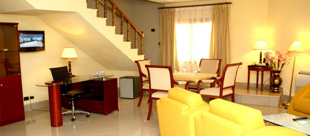 Palace Hotel Ouagadougou Exterior photo